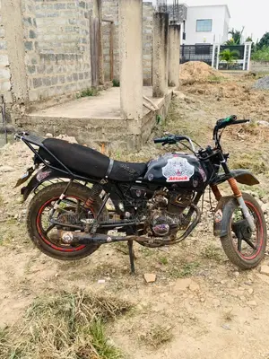Bajaj RE 2019 Black