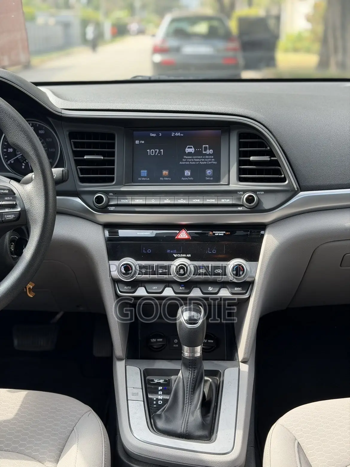 Hyundai Elantra SE 2020 Black