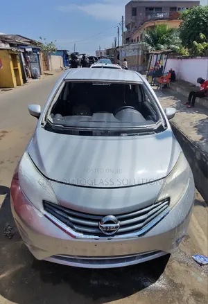 2013 Nissan Note Windscreen Available