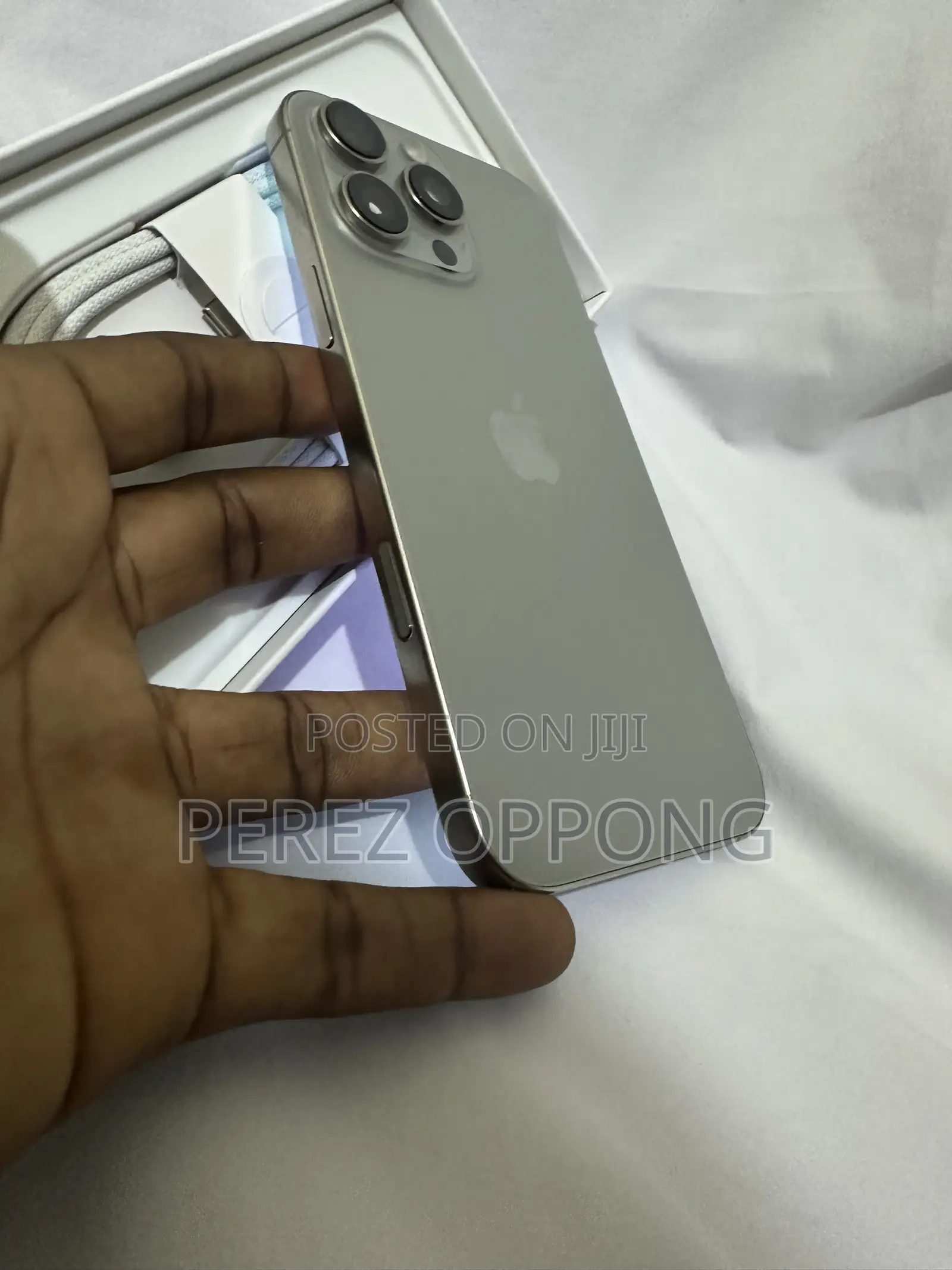 Apple iPhone 16 Pro Max 256 GB Silver