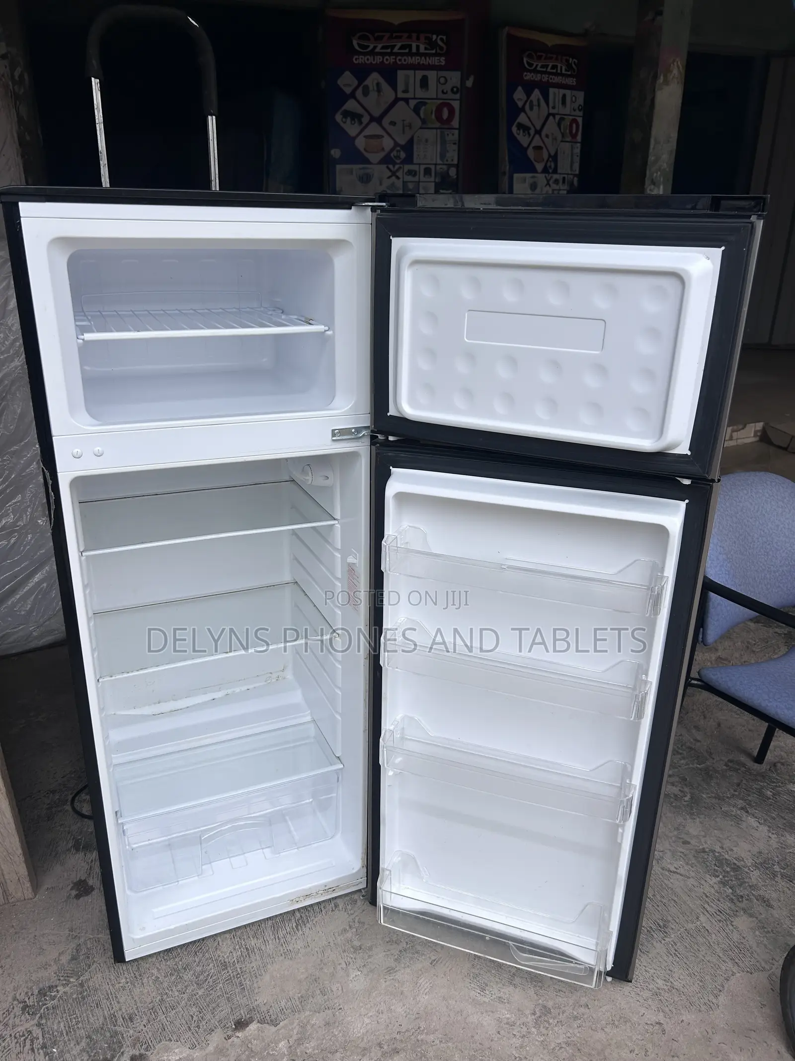 Magic Chef 10.1 Cu Ft Stainless Steel Double Door Refrigerator