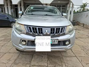 Mitsubishi L200 2018 Silver