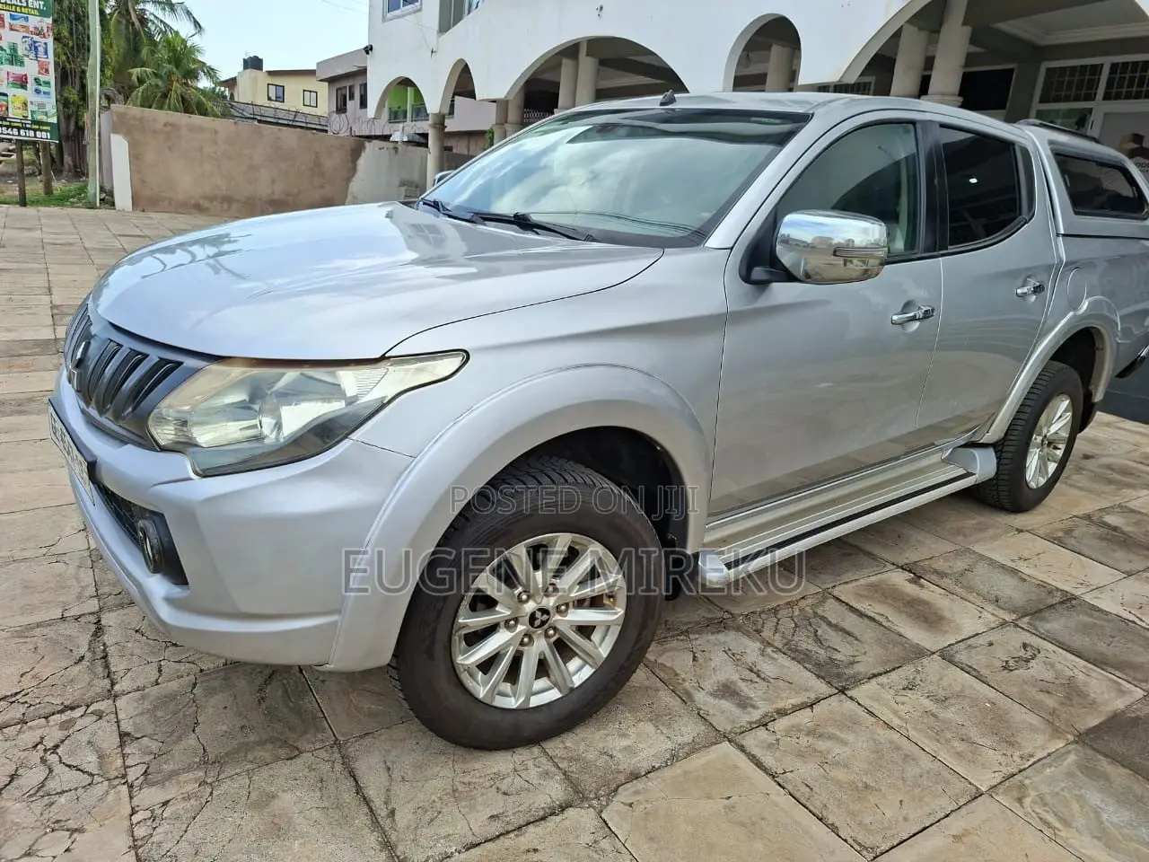 Mitsubishi L200 2018 Silver