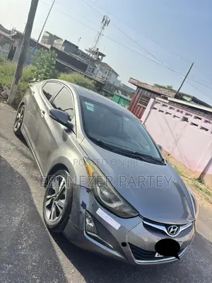 Hyundai Elantra Limited 4dr Sedan (1.8L 4cyl 6A) 2015 Gray