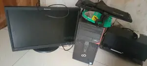 Desktop Computer Fujitsu Esprimo P558 4GB Intel Core i5 SSD 128GB