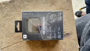 JBL Tour Pro 2