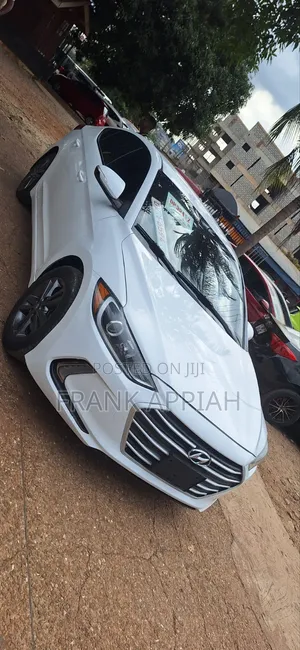 Hyundai Elantra 2017 White