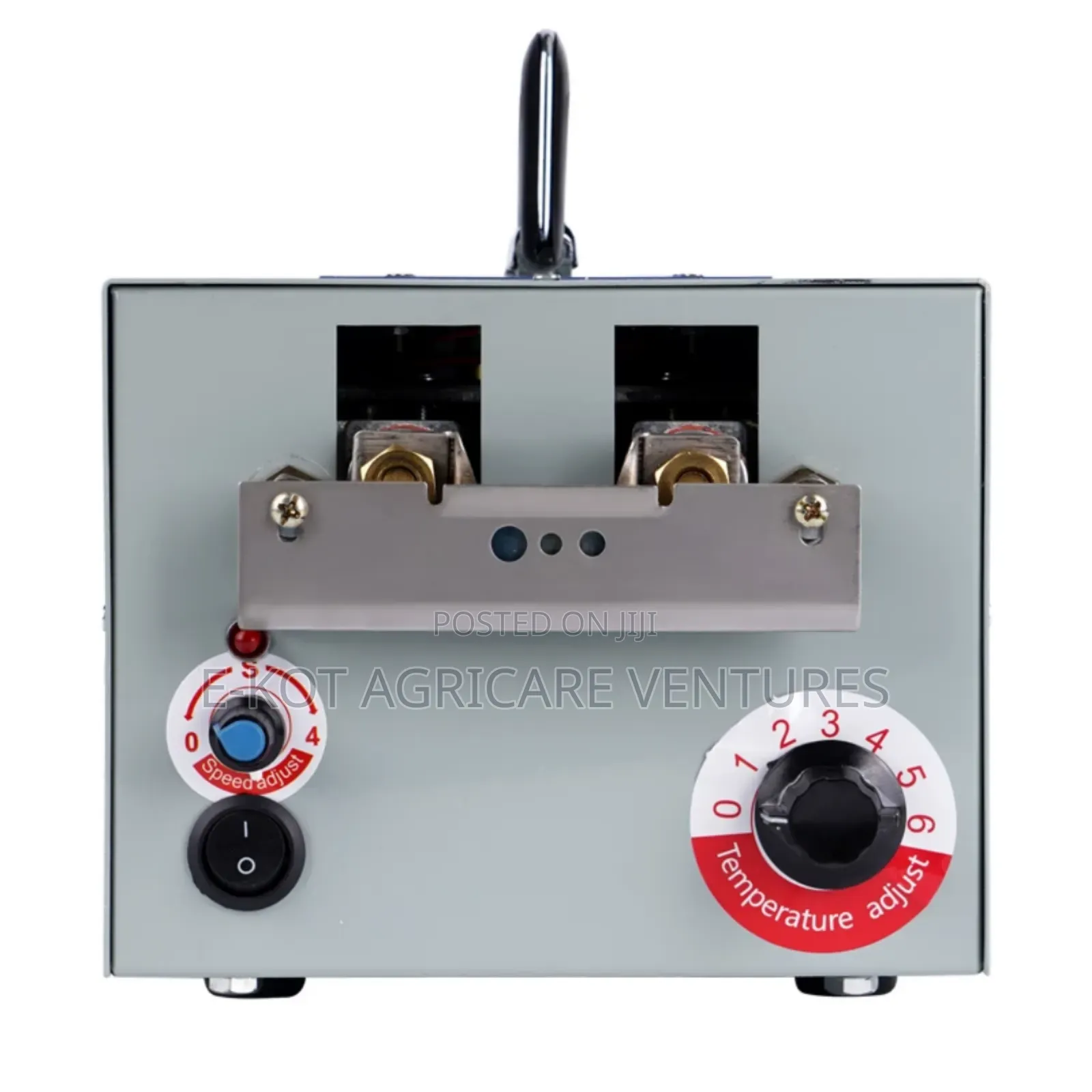 Debeaker Machine