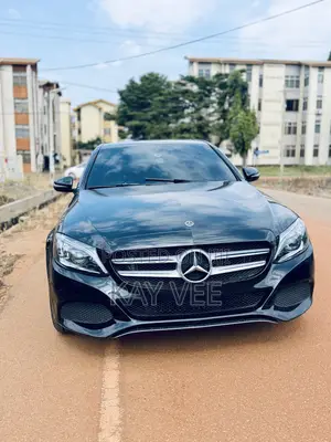 Mercedes-Benz C300 2018 Black