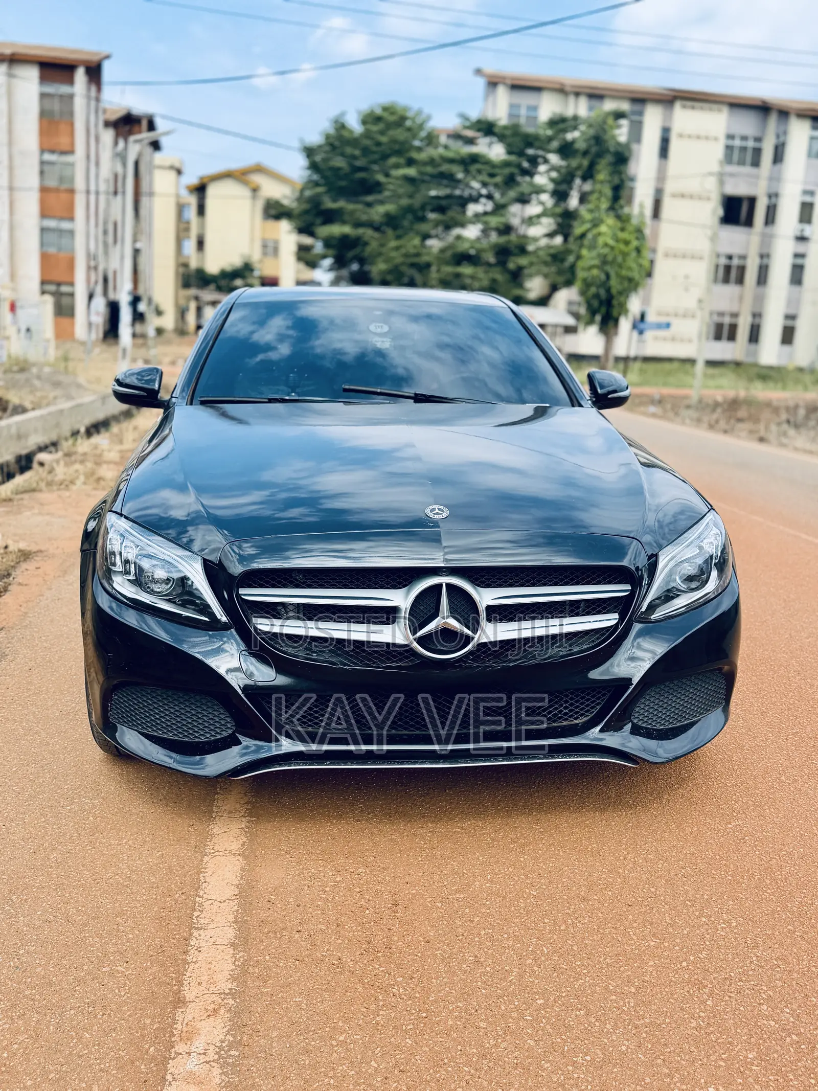 Mercedes-Benz C300 2018 Black