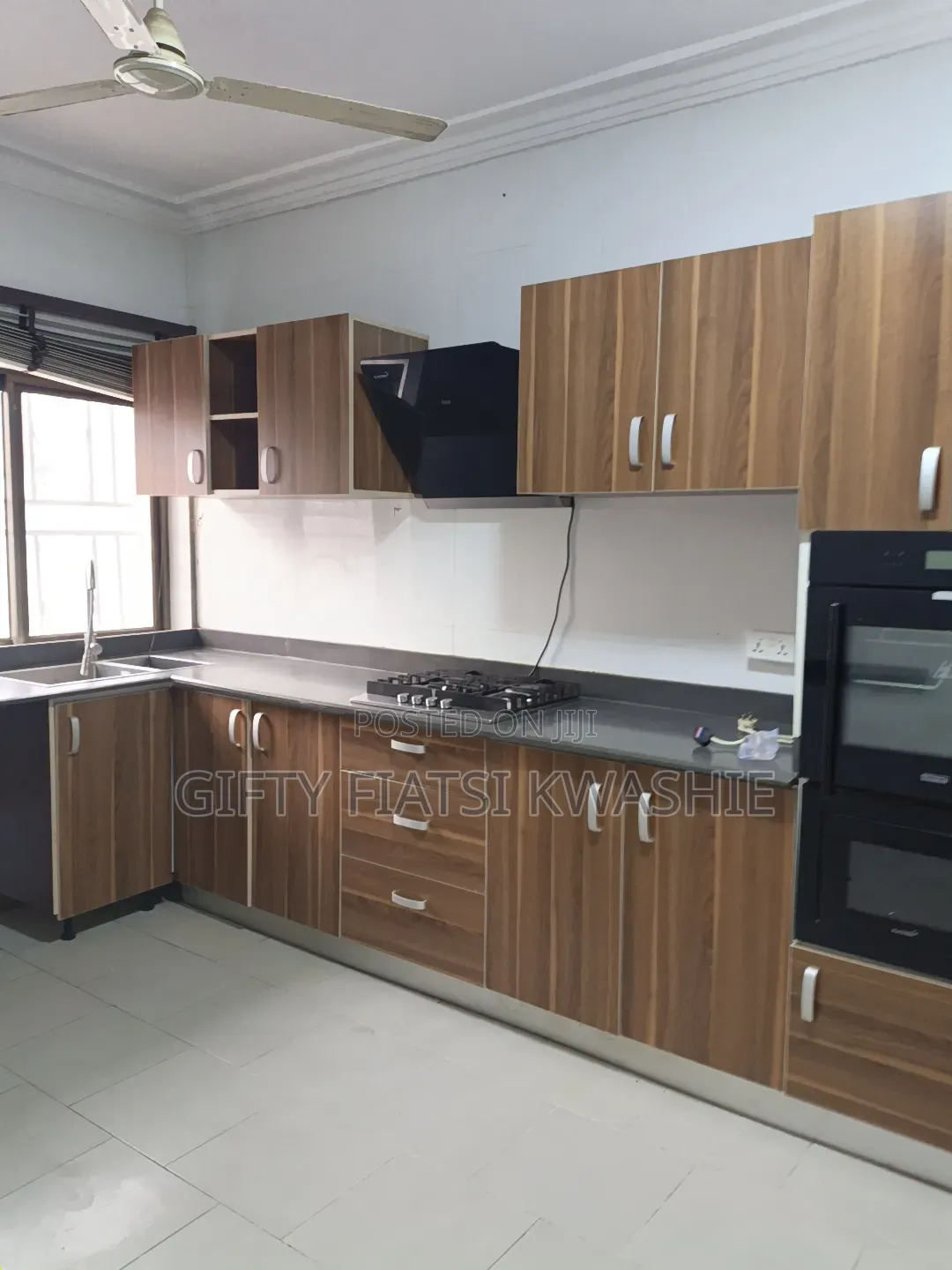 4bdrm House in Parakou Estate, Kumasi Metropolitan for rent