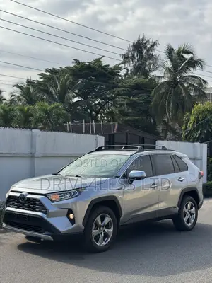 Toyota RAV4 Limited AWD 2020 Silver
