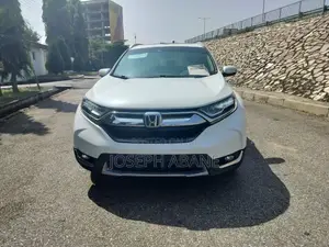 Honda CR-V Touring FWD 2019 White