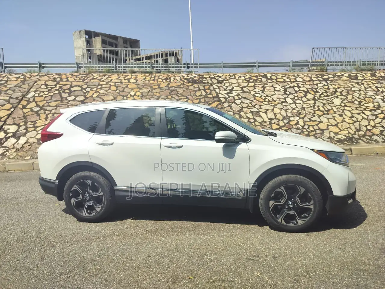 Honda CR-V Touring FWD 2019 White