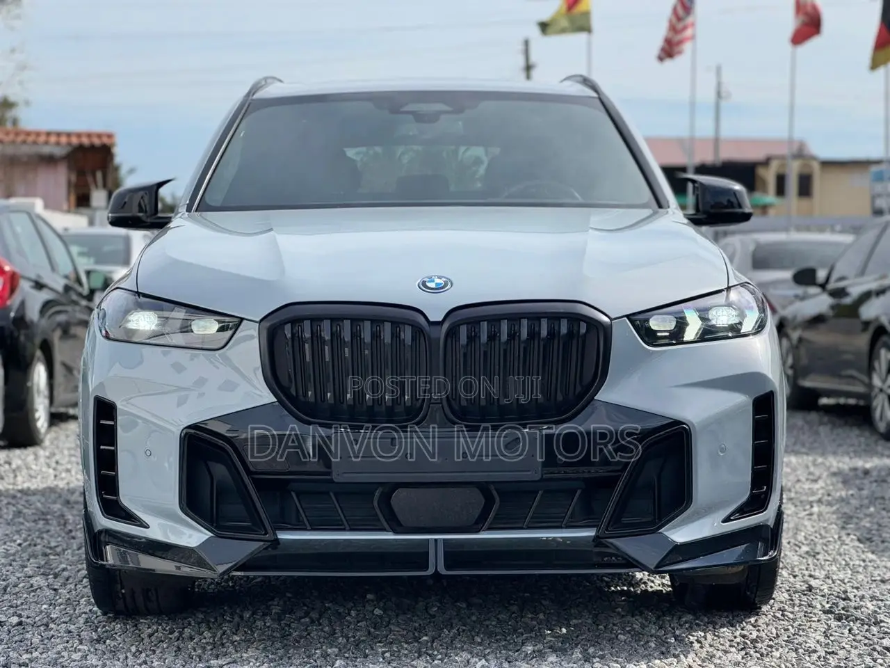 BMW X5 M50i 2023 Pearl