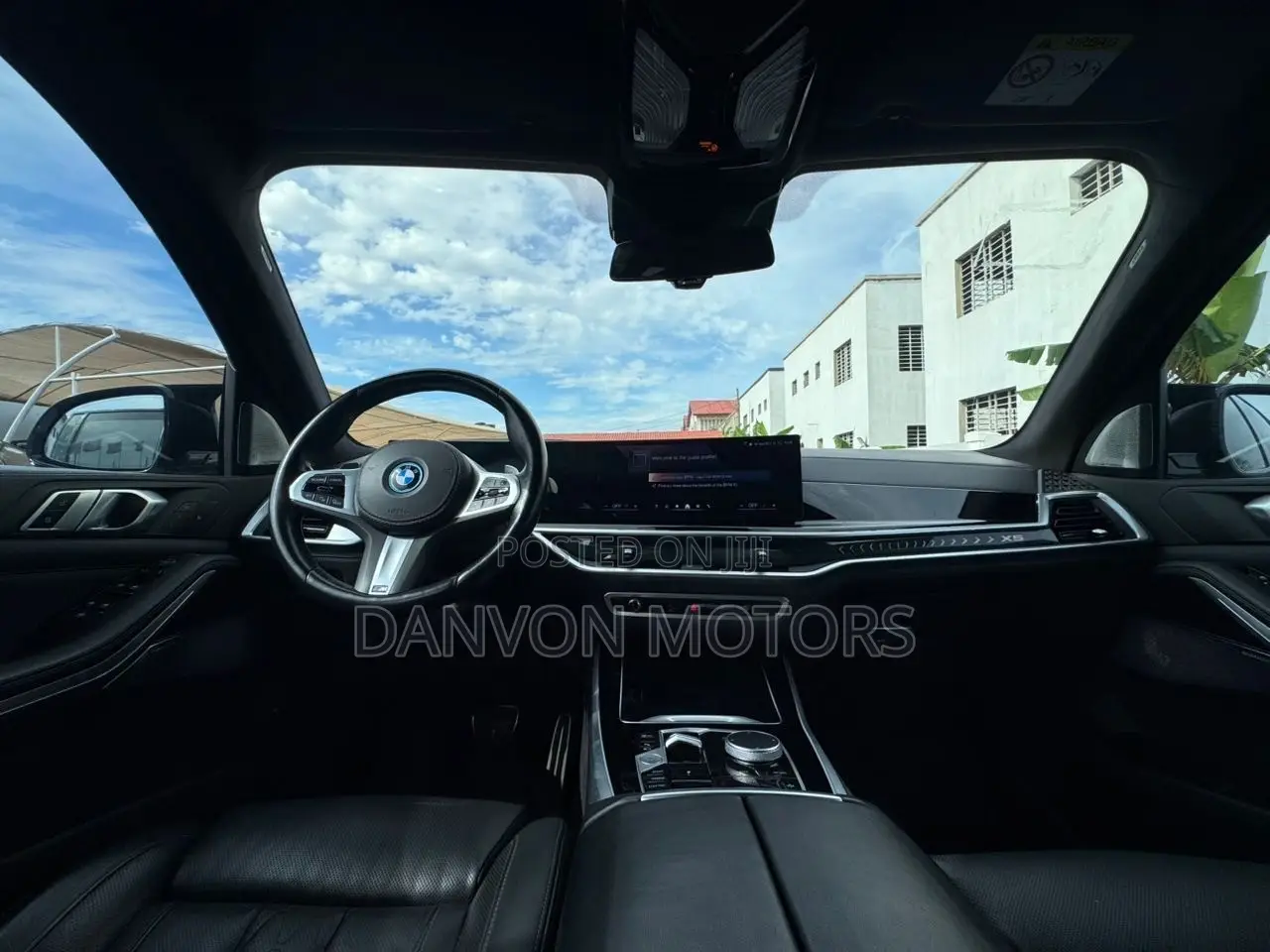 BMW X5 M50i 2023 Pearl