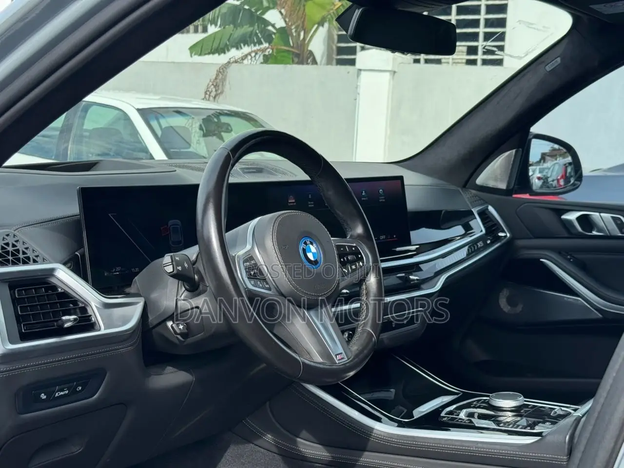 BMW X5 M50i 2023 Pearl