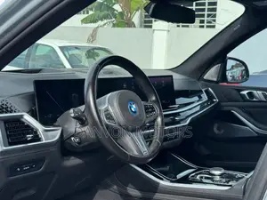 BMW X5 M50i 2023 Pearl