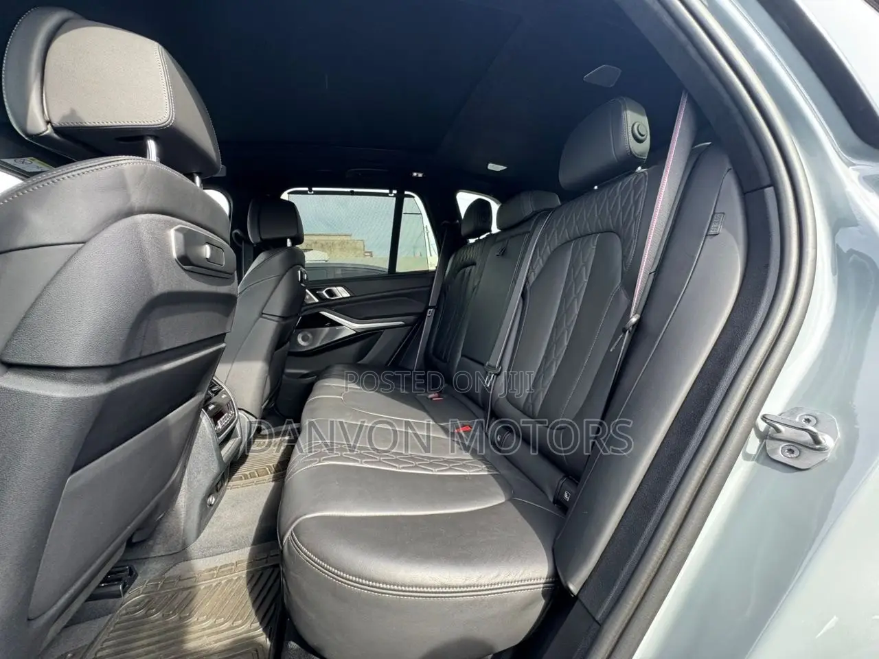 BMW X5 M50i 2023 Pearl