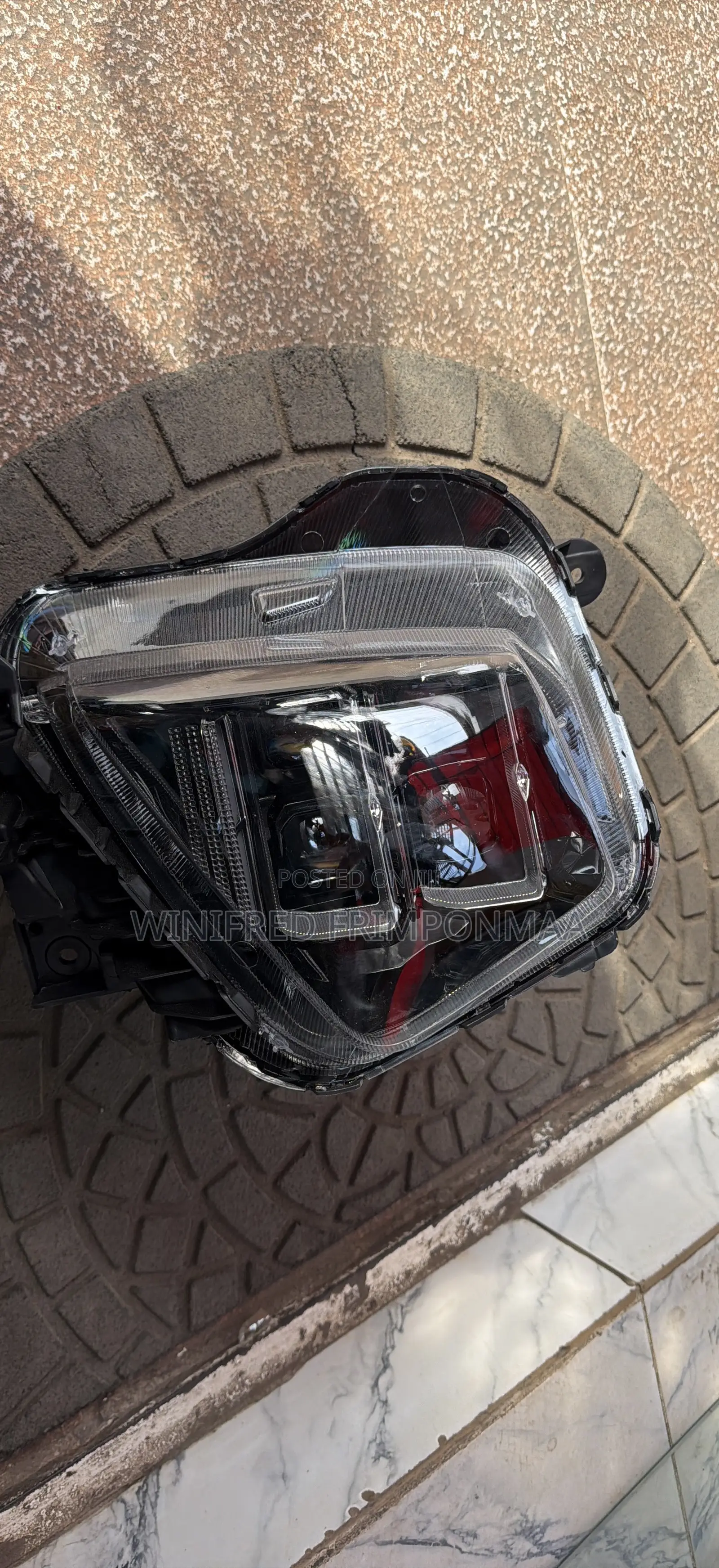 Hyundai Tucson 2021, 2022, or 2023 Headlight