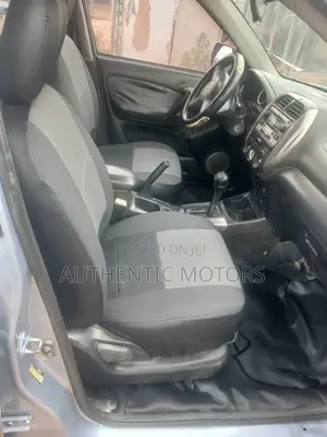 Toyota RAV4 2006 Blue