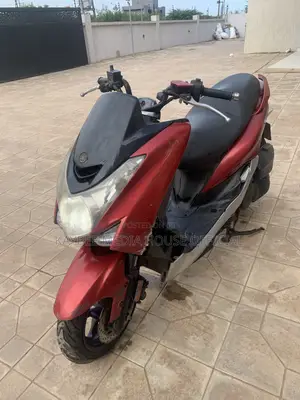Yamaha 2025 Red