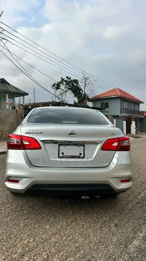 Nissan Sentra SV 2017 Silver