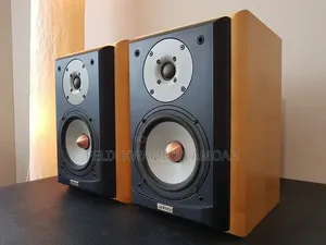 Jamo Concert 8 Bookshelf Speakers