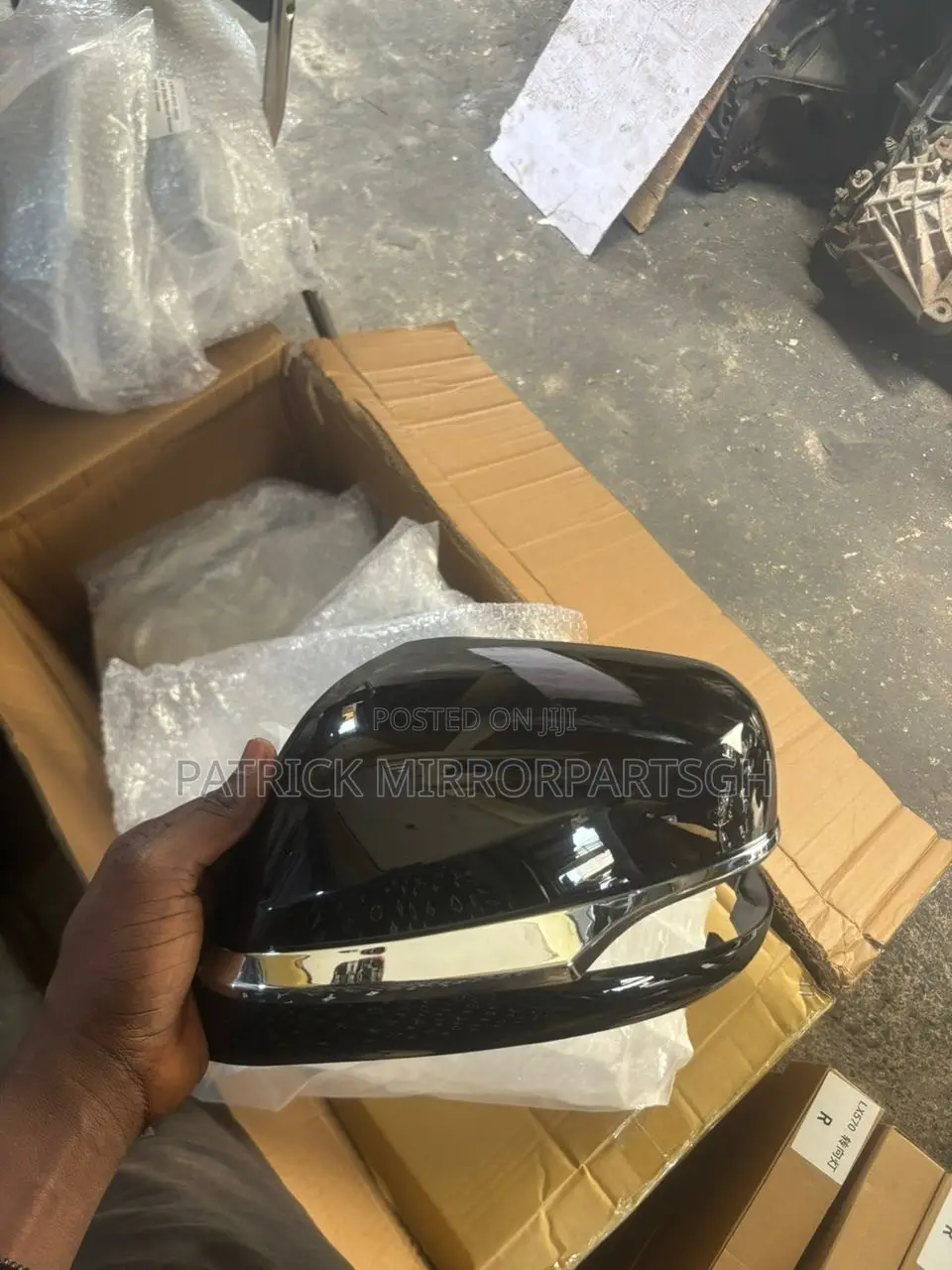 LX570 Cover With Shinny