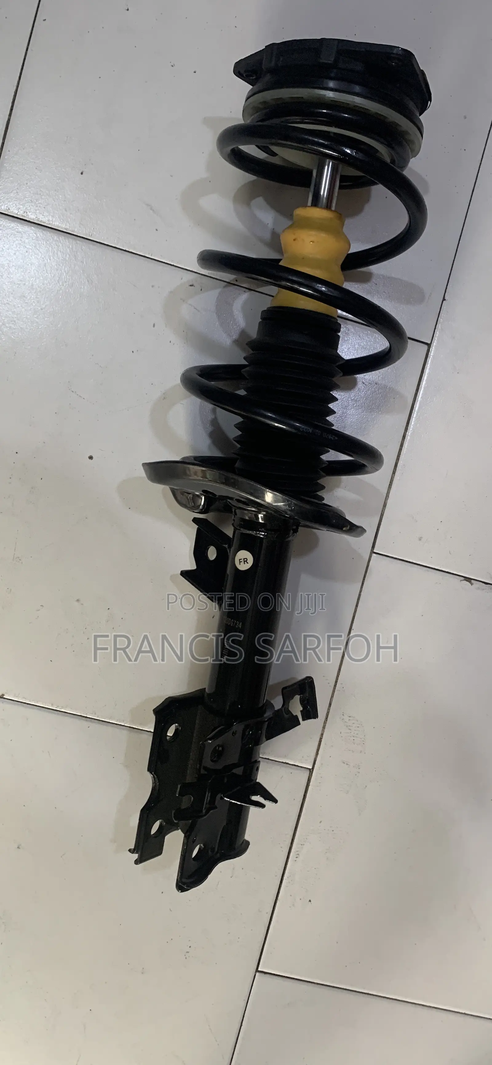 Nissan Rogue 2010 Front Shocks