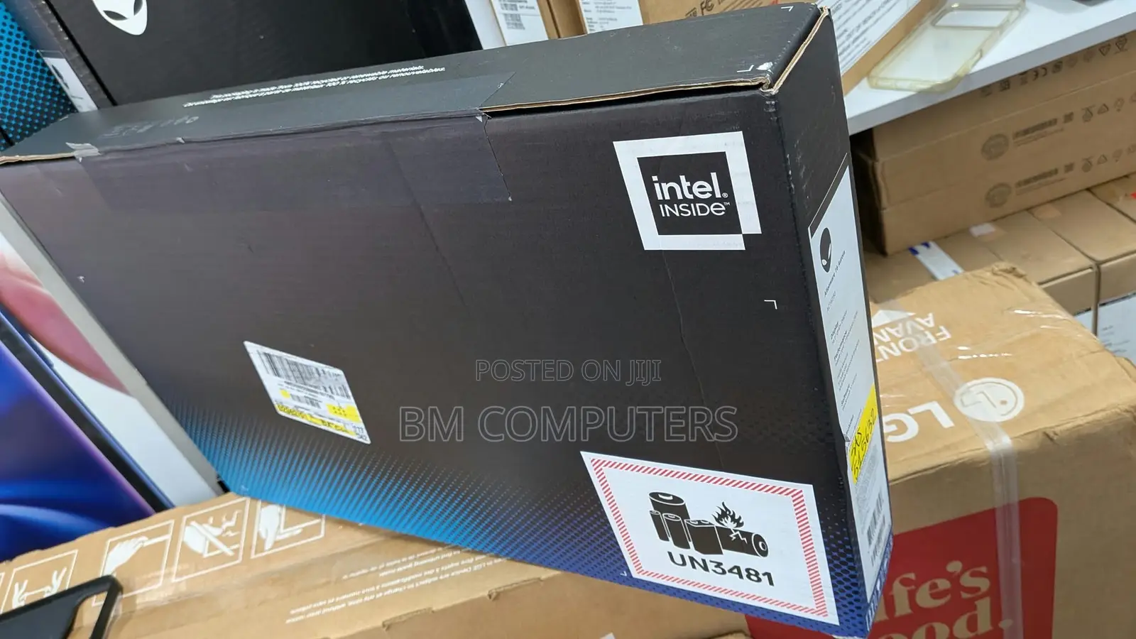 New Laptop Alienware 16 Aurora 16GB Intel Core Ultra 7 SSD 512GB