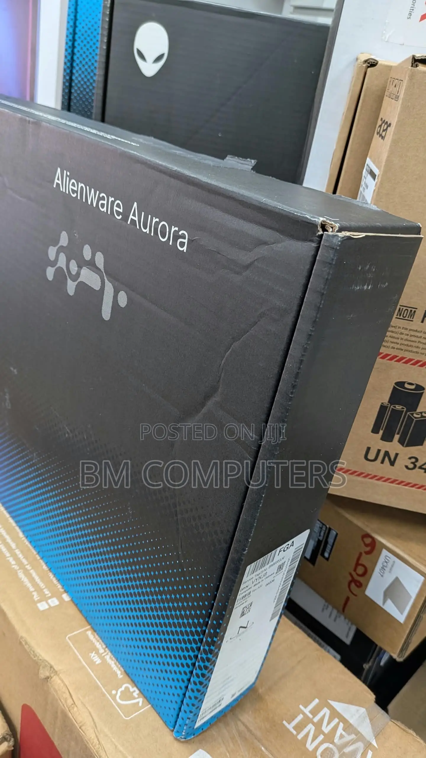 New Laptop Alienware 16 Aurora 16GB Intel Core Ultra 7 SSD 512GB