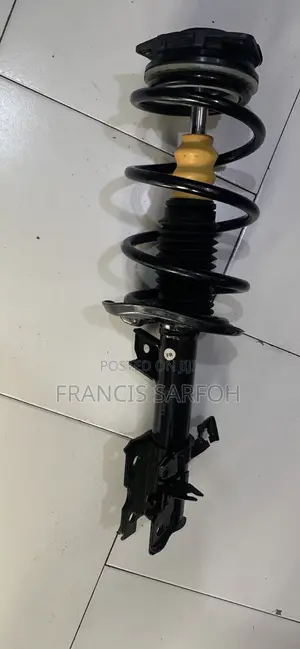 Nissan Rogue 2010 Front Shocks