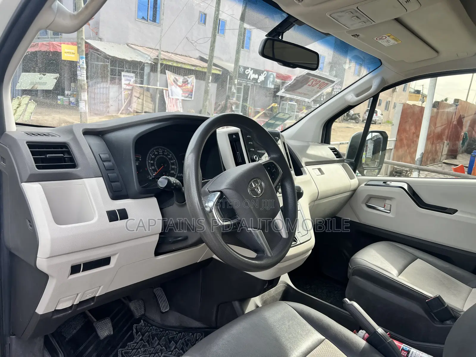 Toyota HiAce 2023 White