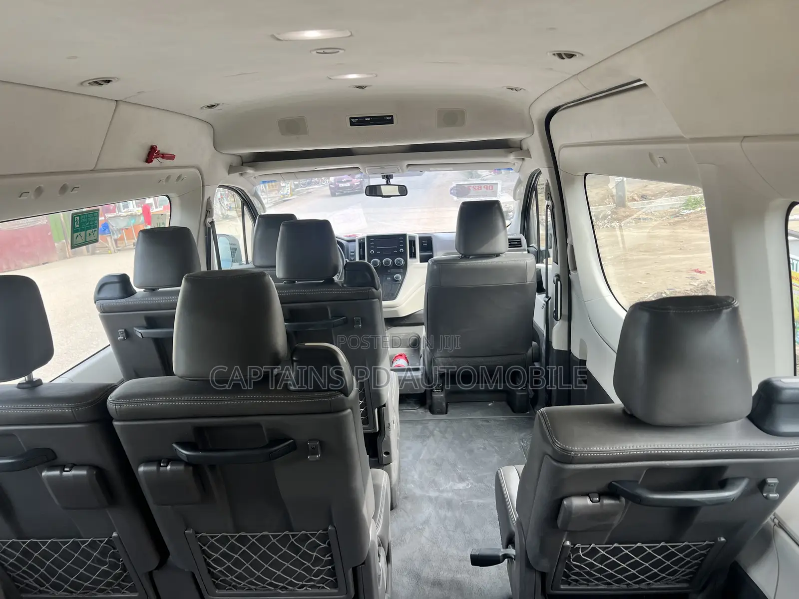 Toyota HiAce 2023 White