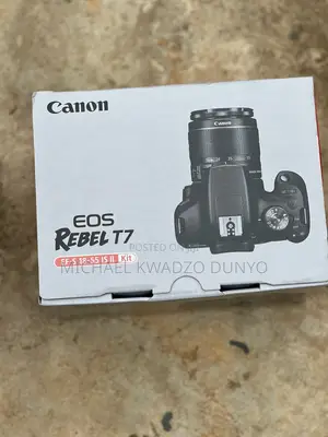 Canon EOS Rebel T7