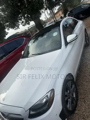 Mercedes-Benz C300 Base 4Matic Sedan AWD (2.0L 4cyl 7A) 2017 White