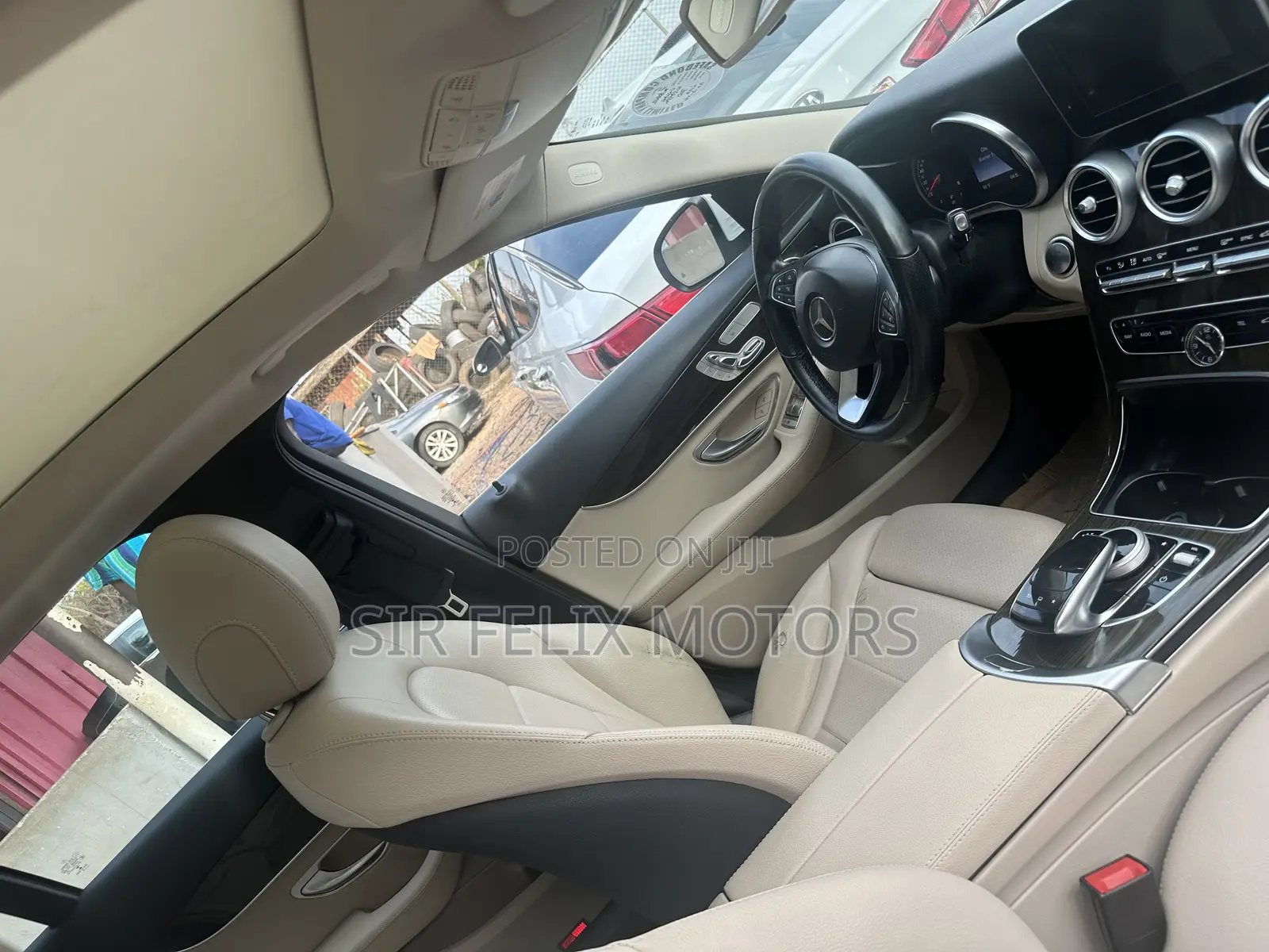 Mercedes-Benz C300 Base 4Matic Sedan AWD (2.0L 4cyl 7A) 2017 White