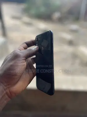 Apple iPhone XR 64 GB Black