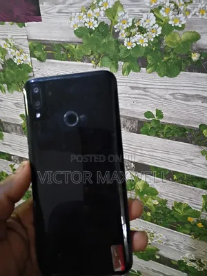 New Huawei Y9 128 GB Black