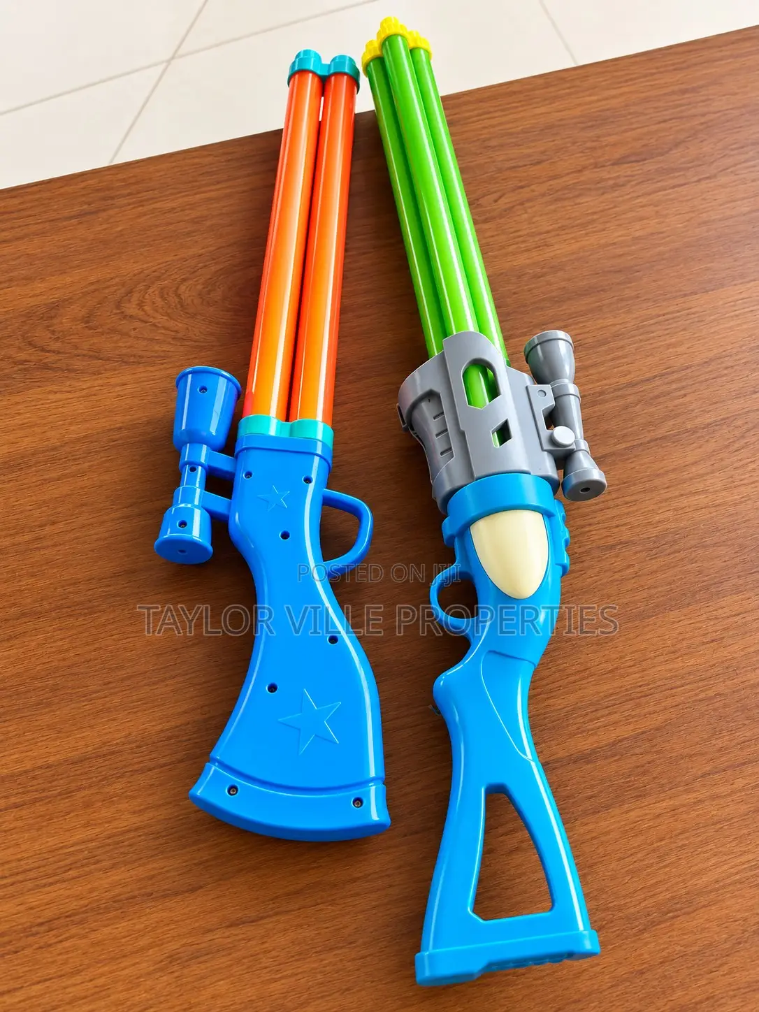 Manual Pull-Out / Pump-Action Water Squirt Gun