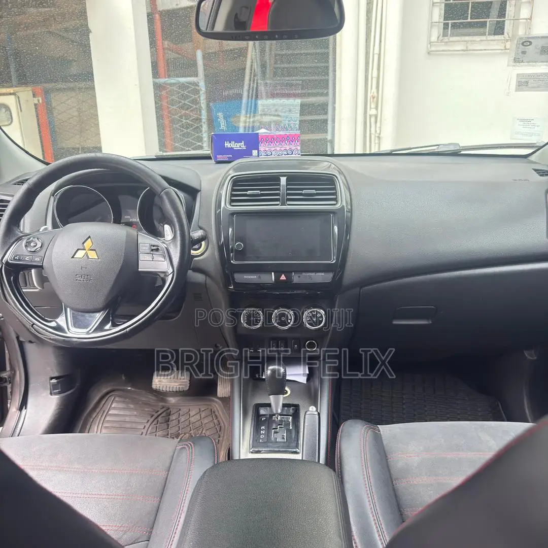 Mitsubishi RVR 2018 Gray