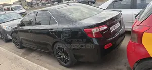 Toyota Camry SE 4dr Sedan (2.5L 4cyl 6A) 2013 Black