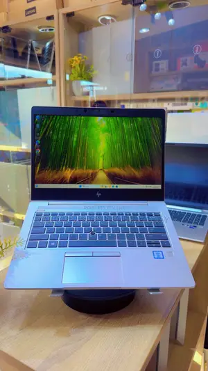 Laptop HP EliteBook 830 G6 8GB Intel Core i7 SSD 256GB