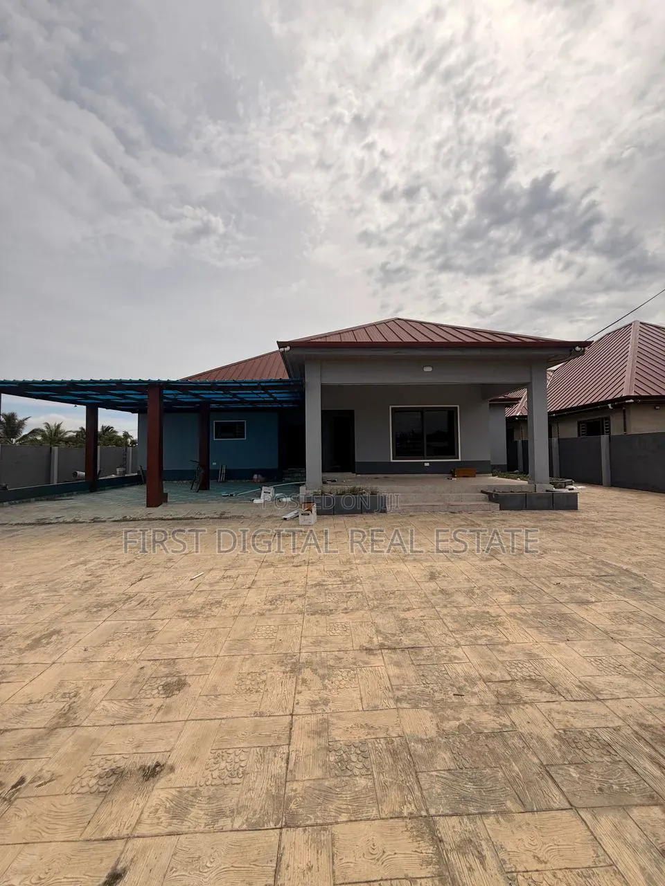 3bdrm Apartment in First Digital Real, Awutu Senya East Municipal