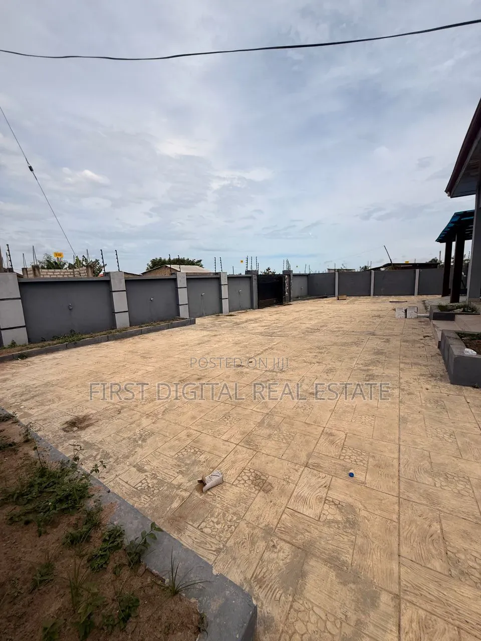 3bdrm Apartment in First Digital Real, Awutu Senya East Municipal