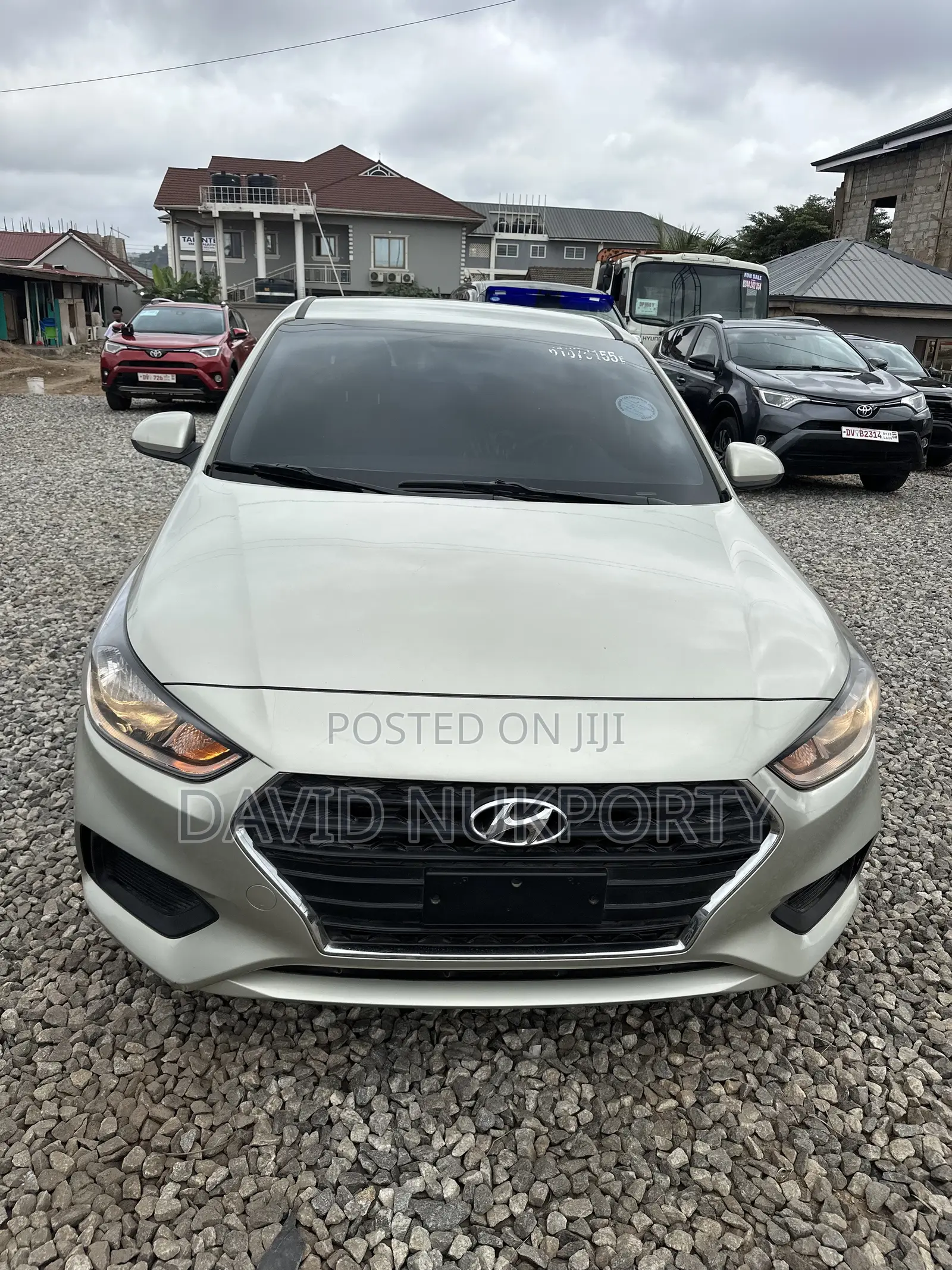 Hyundai Accent 2018 Gold