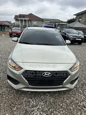 Hyundai Accent 2018 Gold