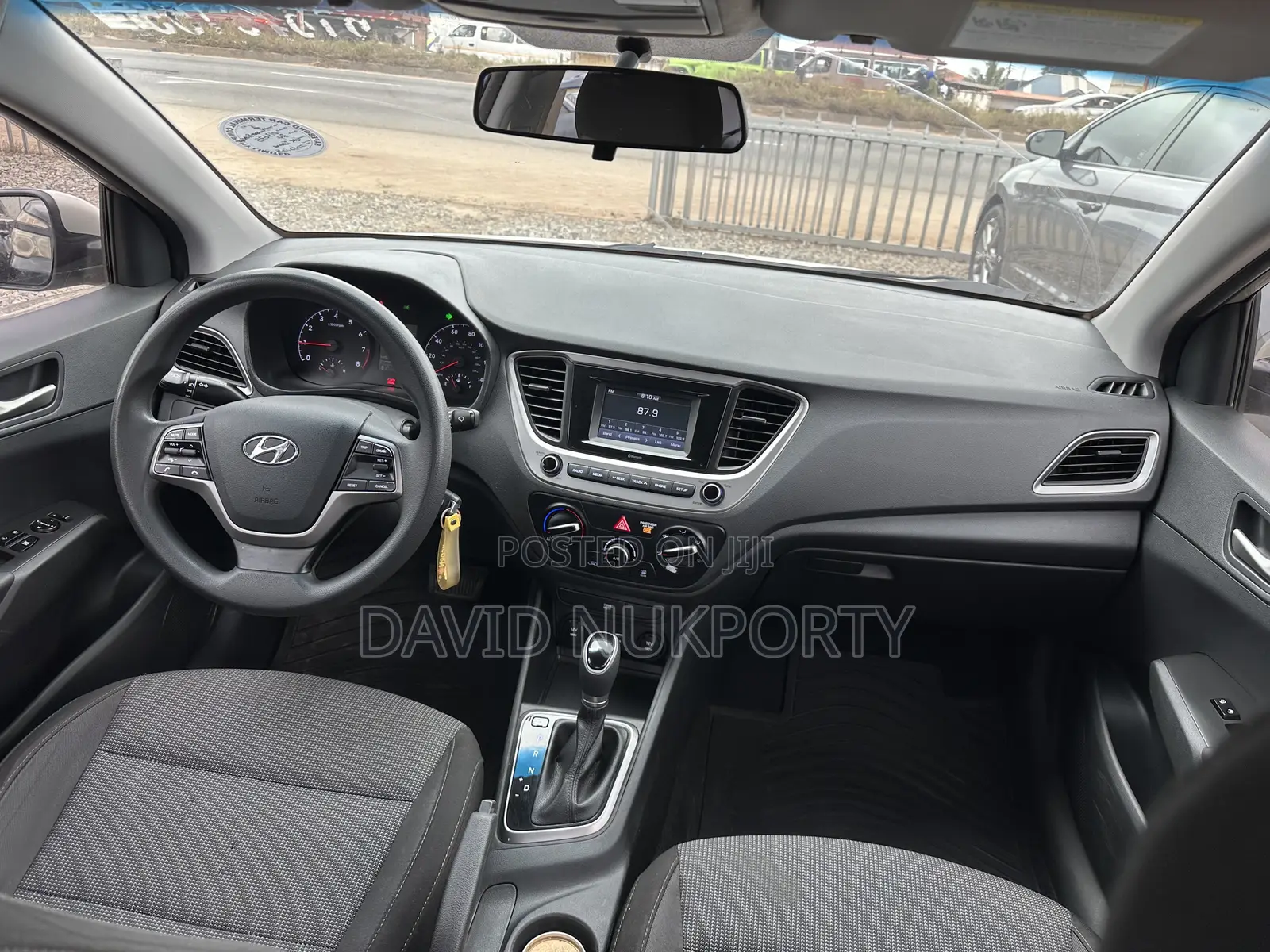 Hyundai Accent 2018 Gold