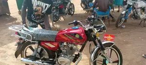 New Royal RY125 2026 Red